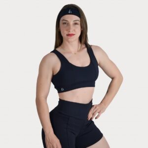 Conjunto LezAnis top e shorts preto — look completo activewear feminino
