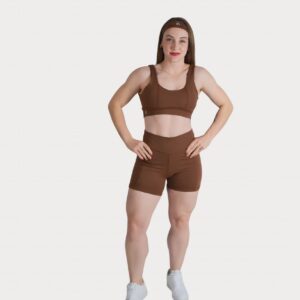 Short fitness feminino marrom Shape LezAnis visto de frente